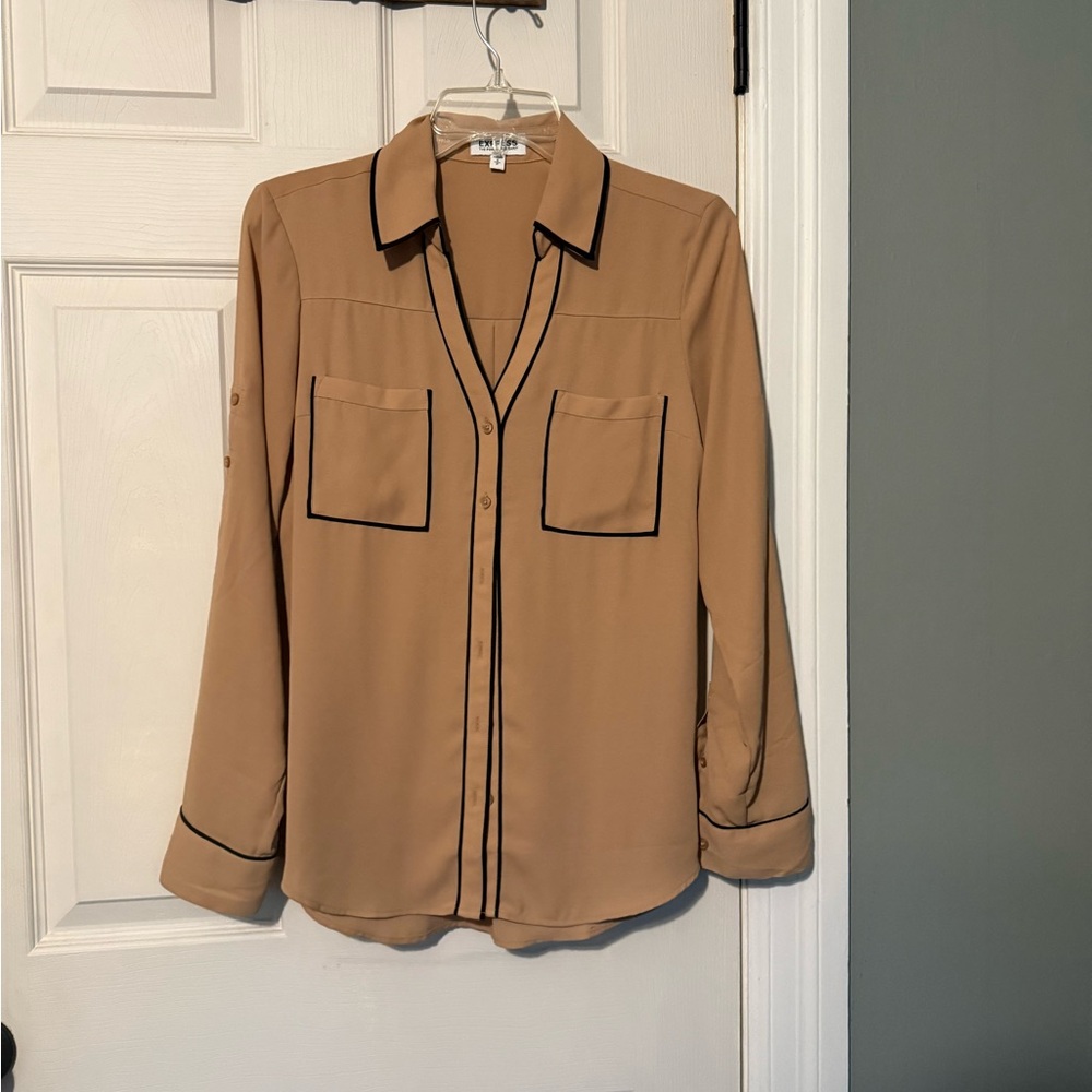Express Tan Blouse with Black Accents